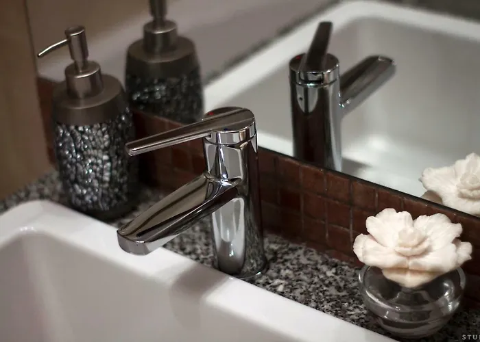 Clicktheflat Old Town